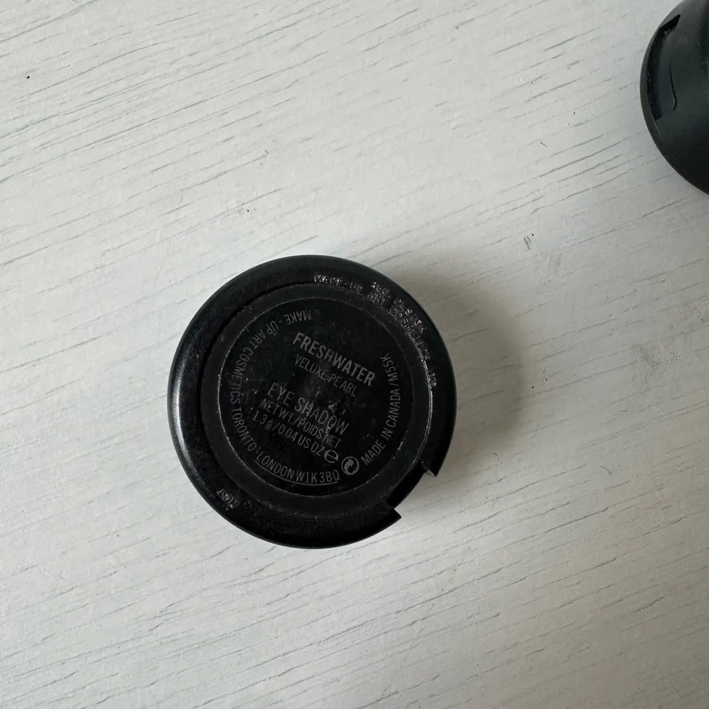 MAC - EYESHADOW FRESHWATER BLUE SWIMMING GREEN LIGHTLY SWATCHED - Picture 5 of 8